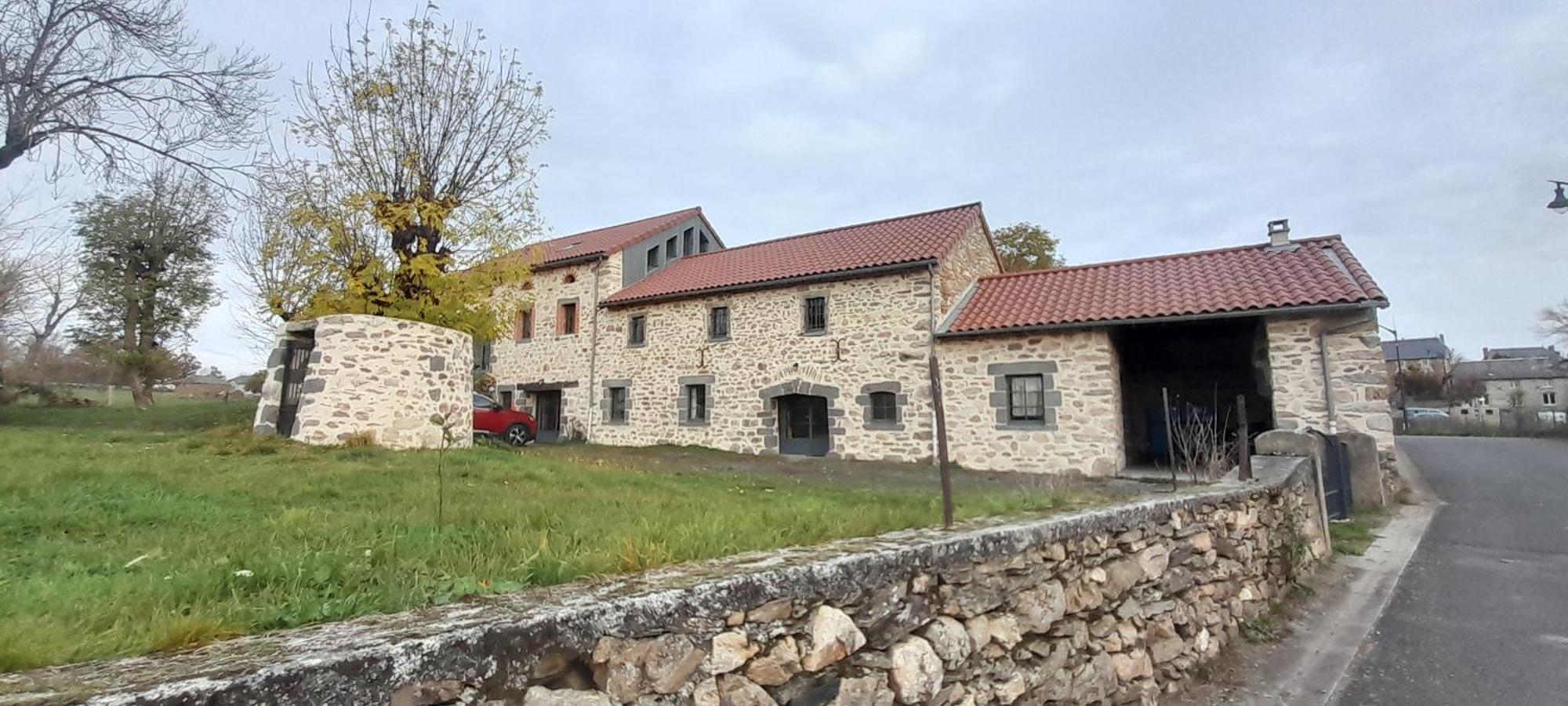 Relais Du Lac De La Truyere Anglards de Saint Flour Экстерьер фото